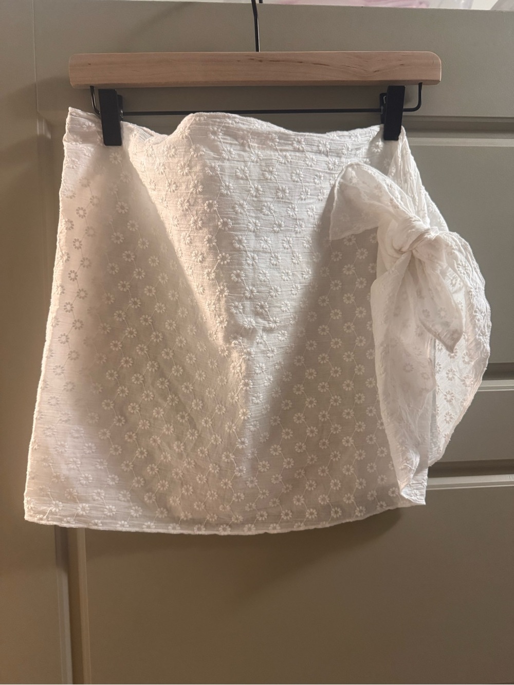White Eyelet Sarong - Size XXS/XS